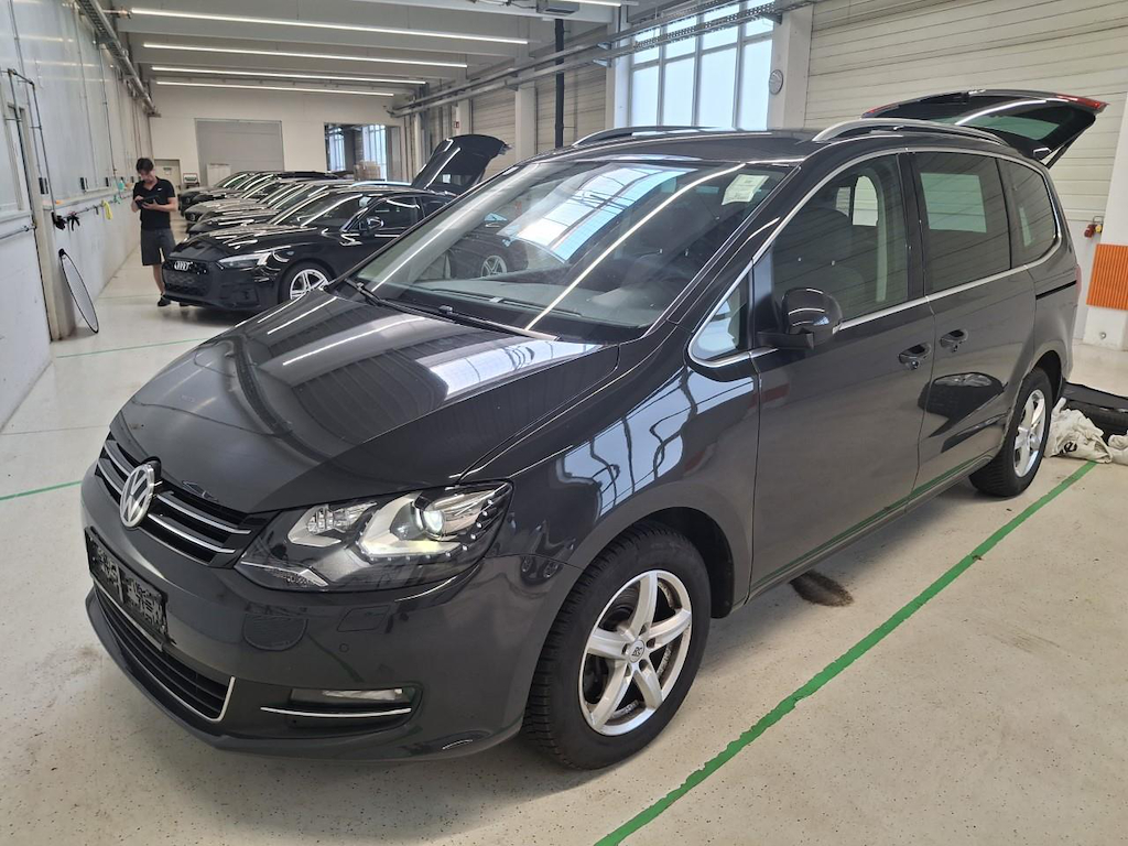 Volkswagen Sharan 2,0 TDI SCR Business+ 7-Sitzer DSG 110KW